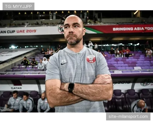 卡塔尔桑切斯延续本土风格 东道主经验与战术适应能力考验小组赛表现